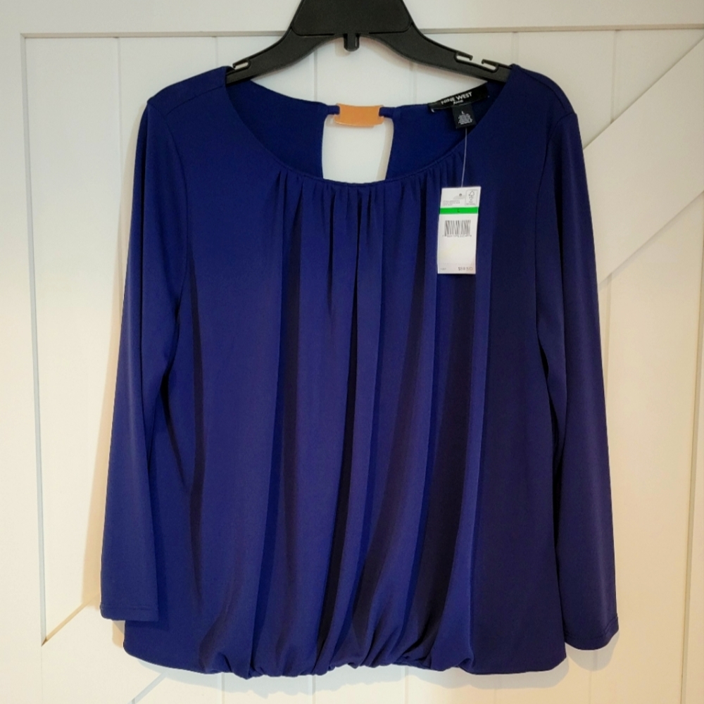 NWT Nine West Navy dressy shirt with cut out in back